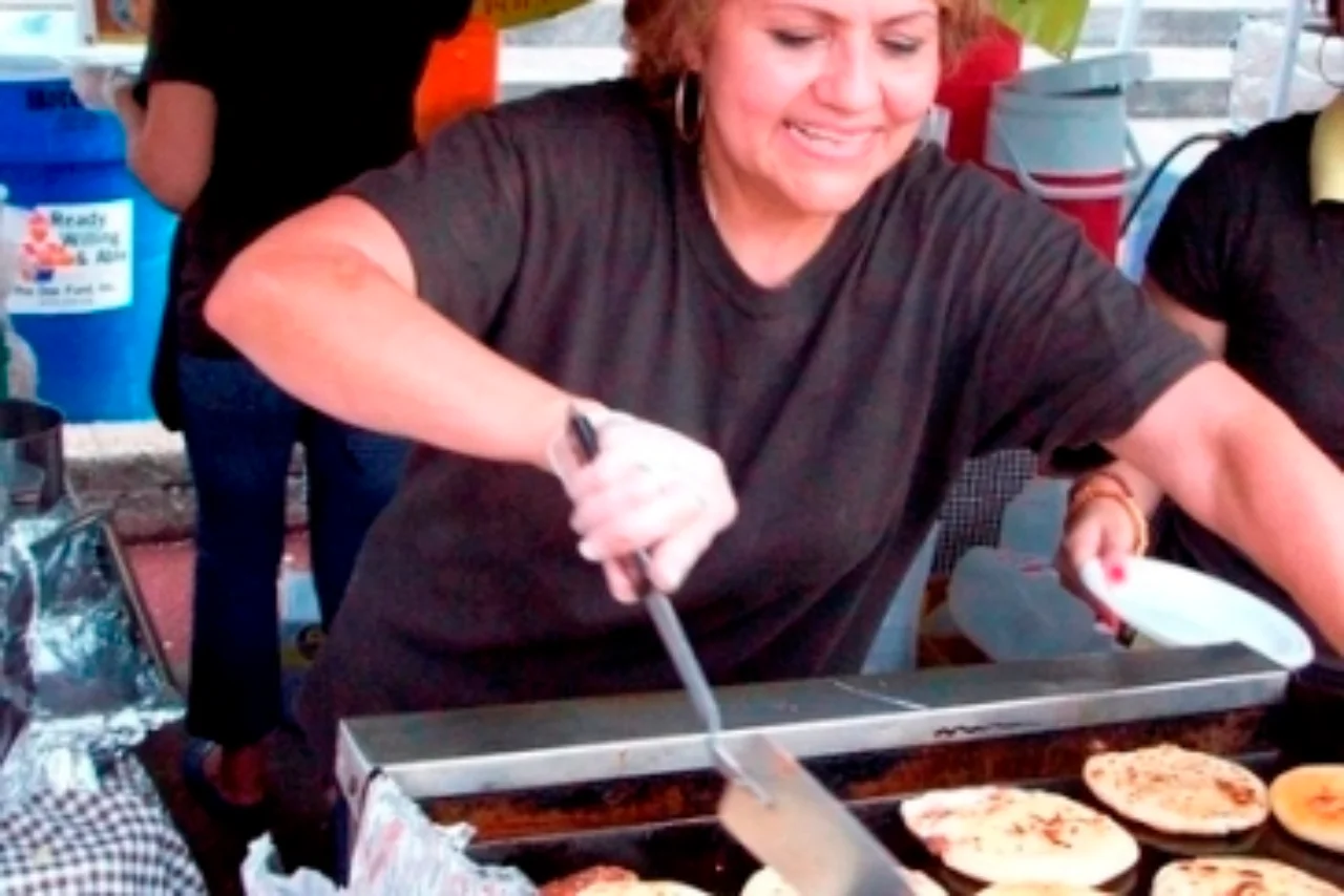 Reina Bermudez of Solber Pupusas