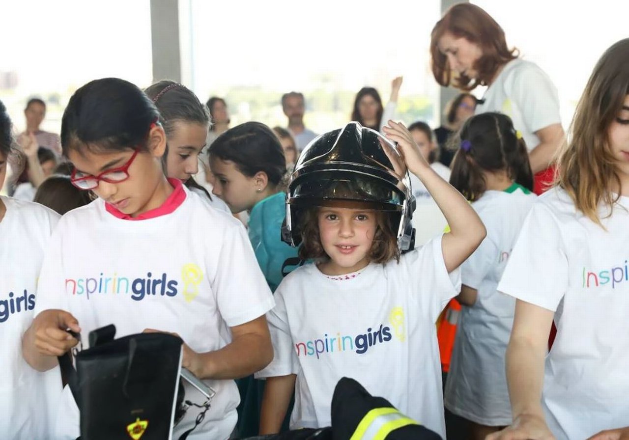 InspiringGirls.JPG